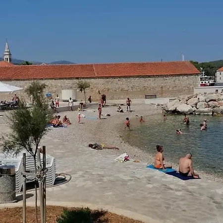 Isabella - Ilda Radonic * Jelsa (Hvar)