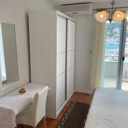 Isabella - Ilda Radonic Apartment