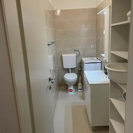 Isabella - Ilda Radonic *