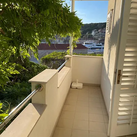 Apartment Isabella - Ilda Radonic *