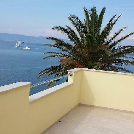 Isabella - Ilda Radonic * Jelsa (Hvar)