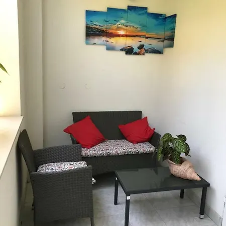 Isabella - Ilda Radonic